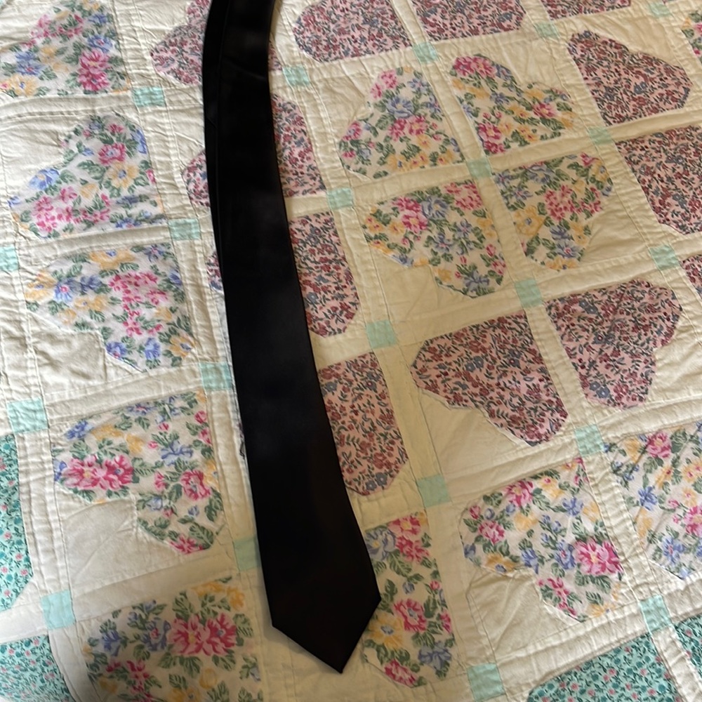 Man tie black